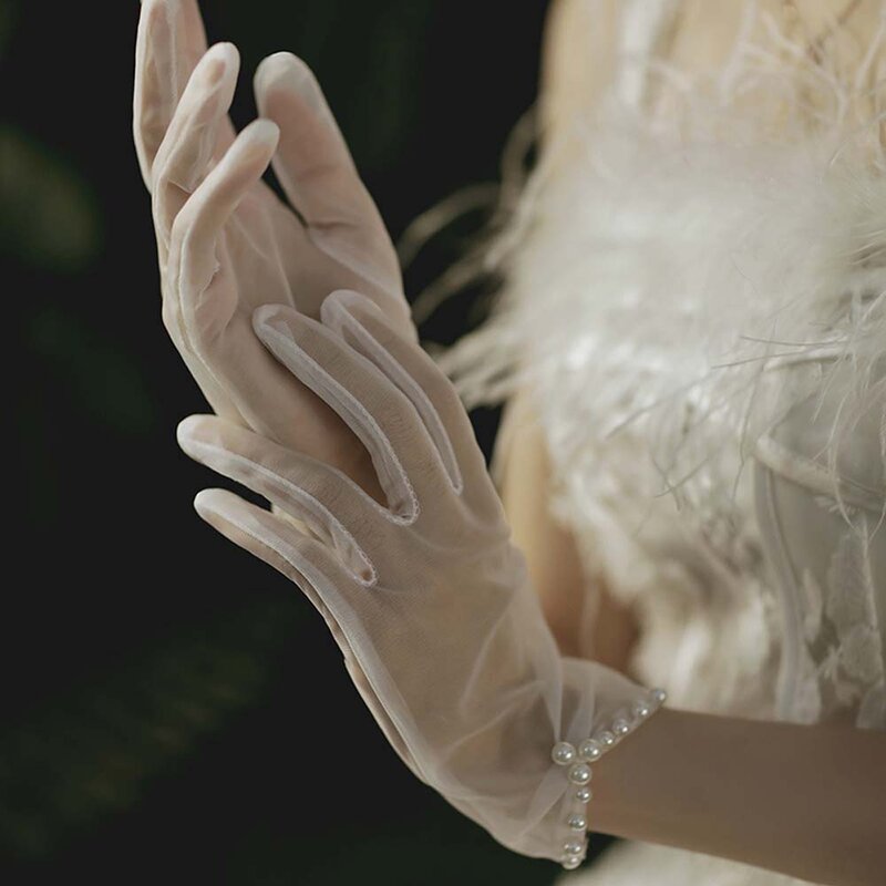 Sarung tangan renda pengantin perempuan manis transparan sarung tangan jari mutiara musim panas sarung tangan pita pendek pernikahan
