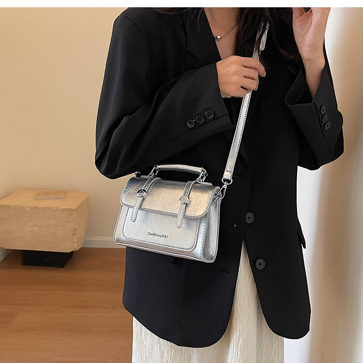 Маленькие сумки на плечо в стиле ретро для женщин, сумка через плечо 2023, винтажные модные зимние винтажные сумки и кошельки из искусственной кожи с клапаном
