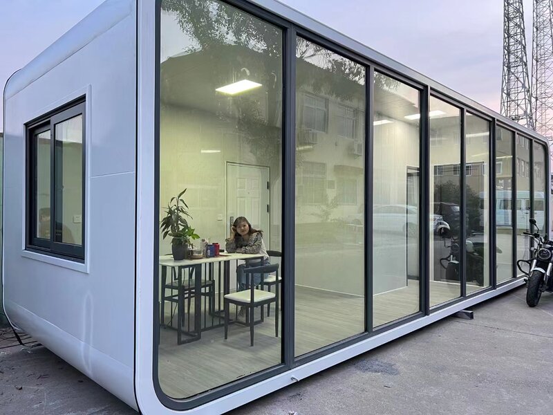 Low Cost Outdoor Space Saving Tempered Glass Shop Capsule Room Mobile House Apple Cabin Prefab House