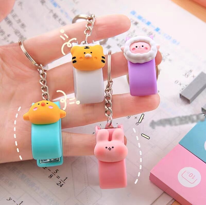 Cute Mini Animal Stapler Creative Portable Book Binding Machines portachiavi forniture scolastiche accessori per ufficio regali di cancelleria