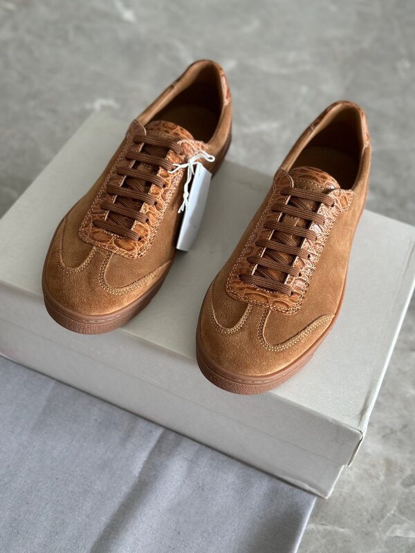 Scarpe da uomo primavera autunno B * C scarpe da ginnastica Casual stringate in vera pelle Sneakers piatte da uomo d'affari