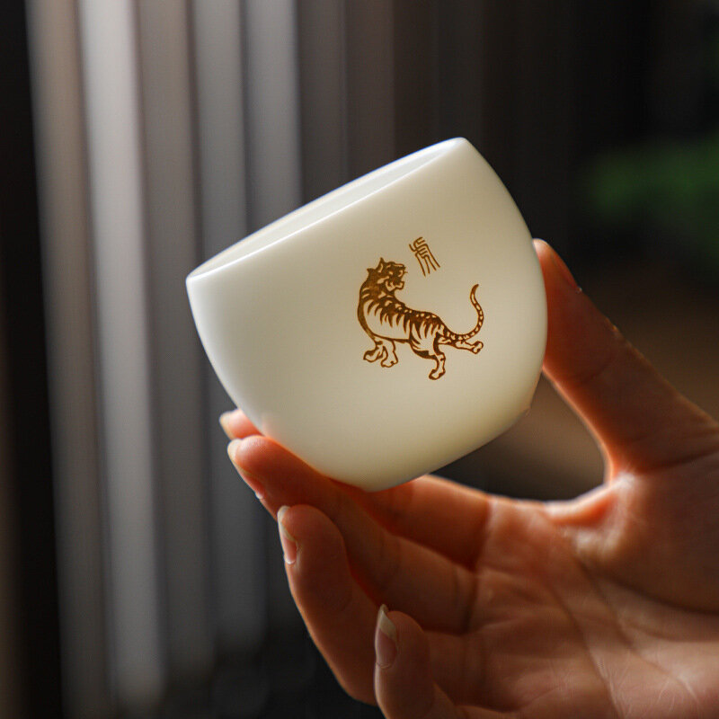 Service à thé Kung Fu chinois en céramique dorée, échantillon d'animal, maison, hôte personnel dédié, tasse unique