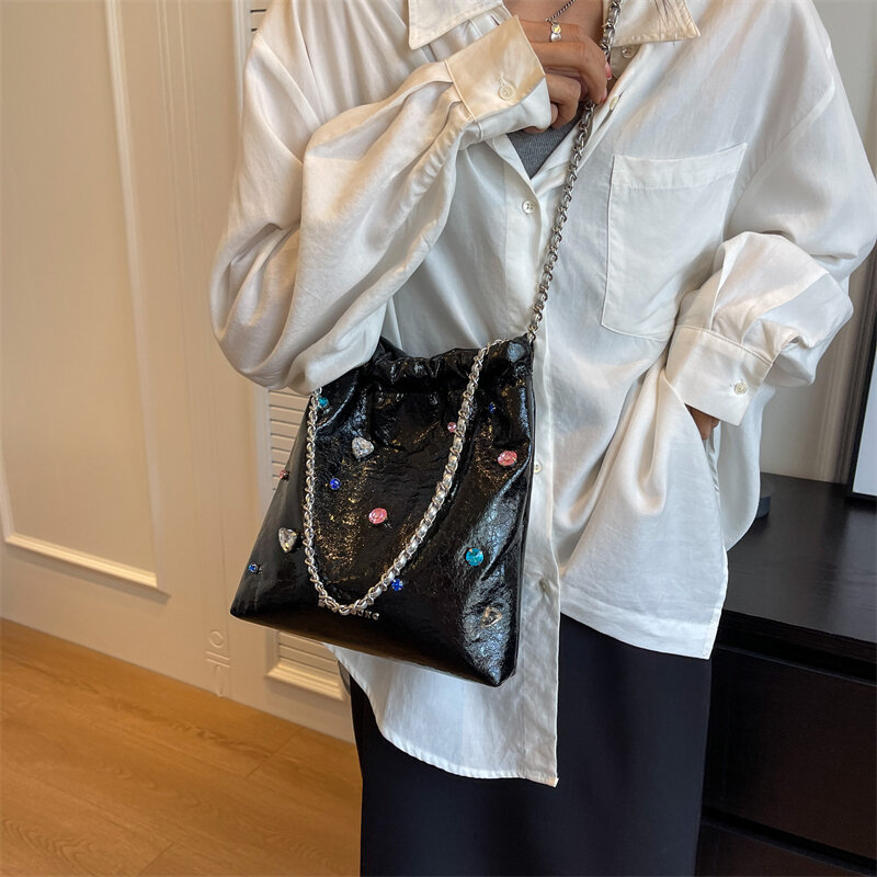 LEFTSIDE Diamonds Design Silver Leather Crossbody Bags for Women 2023 Luxury Designer Korean Fashion Chain Shoulder Bag Handbags