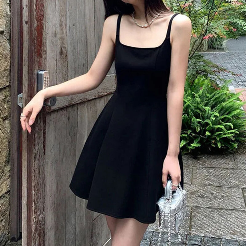 فستان أسود نسائي بدون أكمام بخصر عالٍ ، أزياء بسيطة على شكل A-line ، تصميم أنيق ، كاجوال ، صيفي