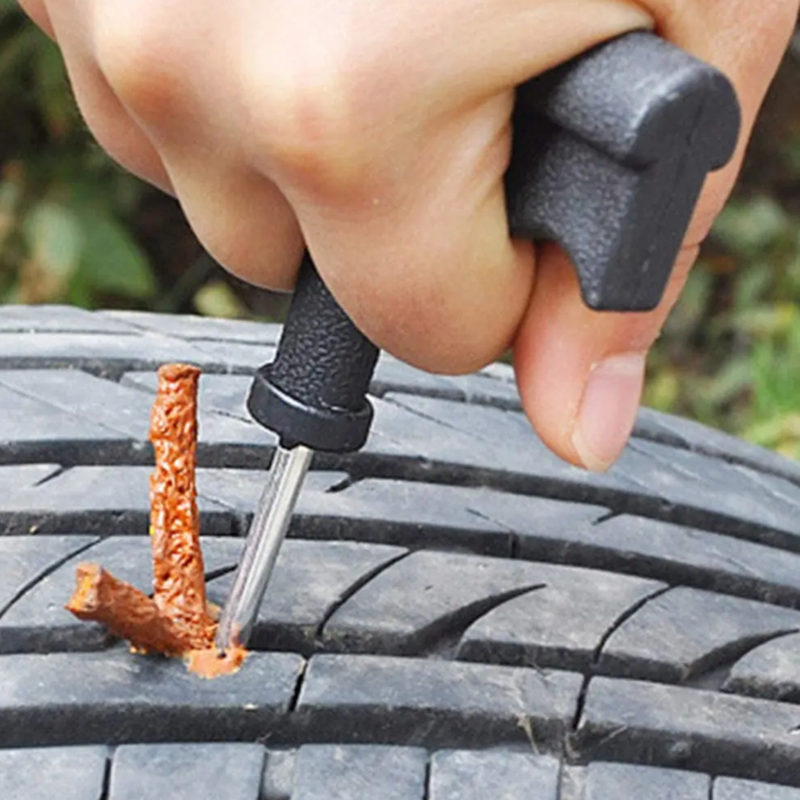 Strisce per la riparazione dei pneumatici guarnizioni per colla a spillo in gomma Tubeless per accessori per strumenti di riparazione di forature per pneumatici per moto da auto