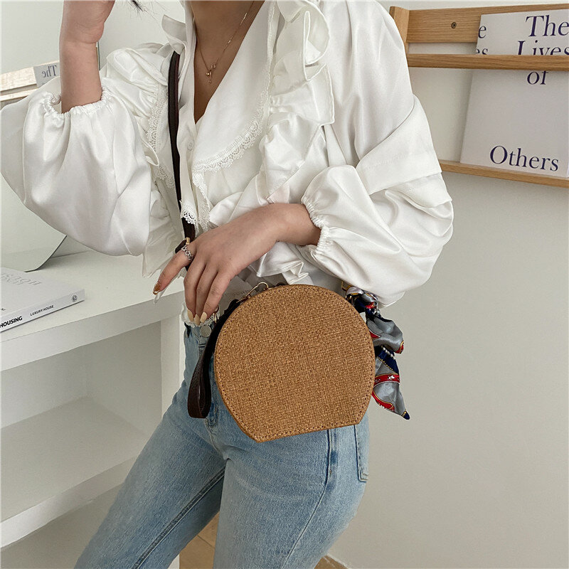 Круглая сумка на плечо для женщин, модный плетеный кошелек из ротанга, соломенный клатч через плечо