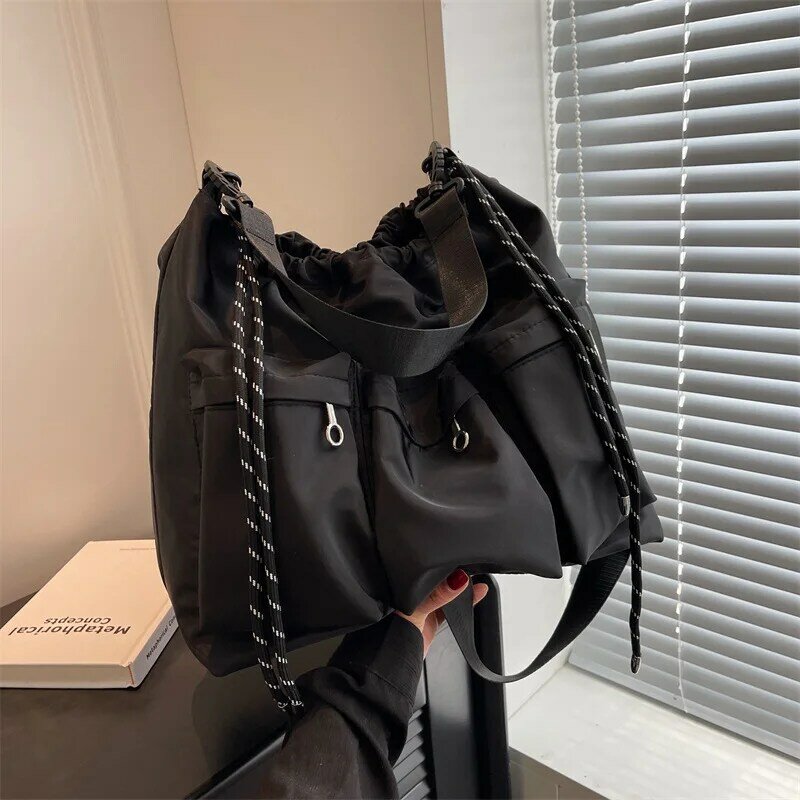 2024 nowe damska torba na ramię modne i modne torby Crossbody o dużej pojemności proste casualowe portmonetki i torebki dla kobiet