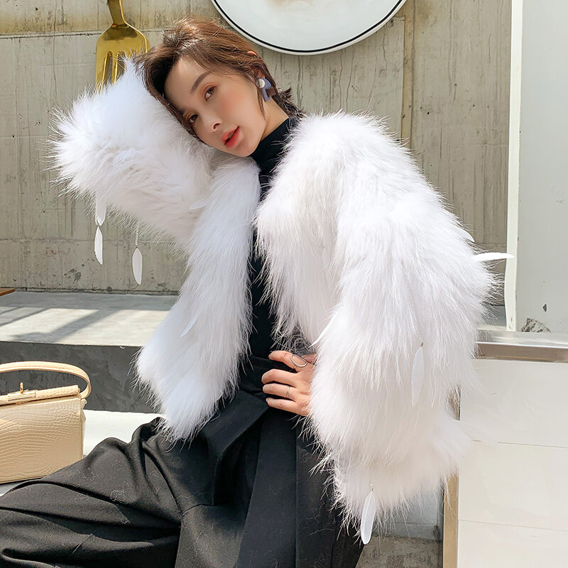 Korean Fashion New Faux Fur Women Coat Long Sleeves Pearls Beading Long Sleeves Thick Warm Winter Faux Fur Overcoat Lady