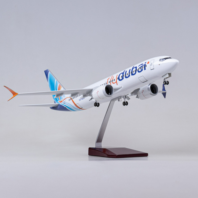 라이트 앤 휠 다이캐스트 송진 비행기 모델 장난감 컬렉션, 737MAX B737 MAX 항공기 플라이, 두바이 항공 W, 1/85 체중계, 47cm
