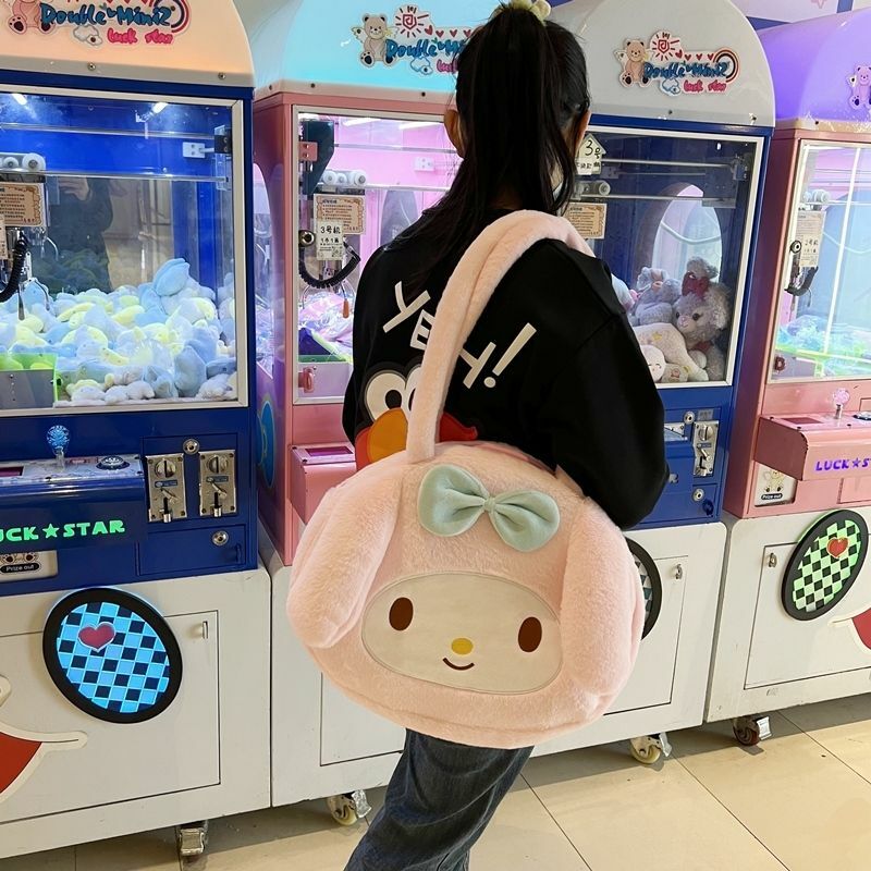 Hello Kitty Melody Cartoon peluche donna borsa a tracolla Lady Tote Handbag Fashion Larger Capacity Shopping Bag borsa da viaggio femminile