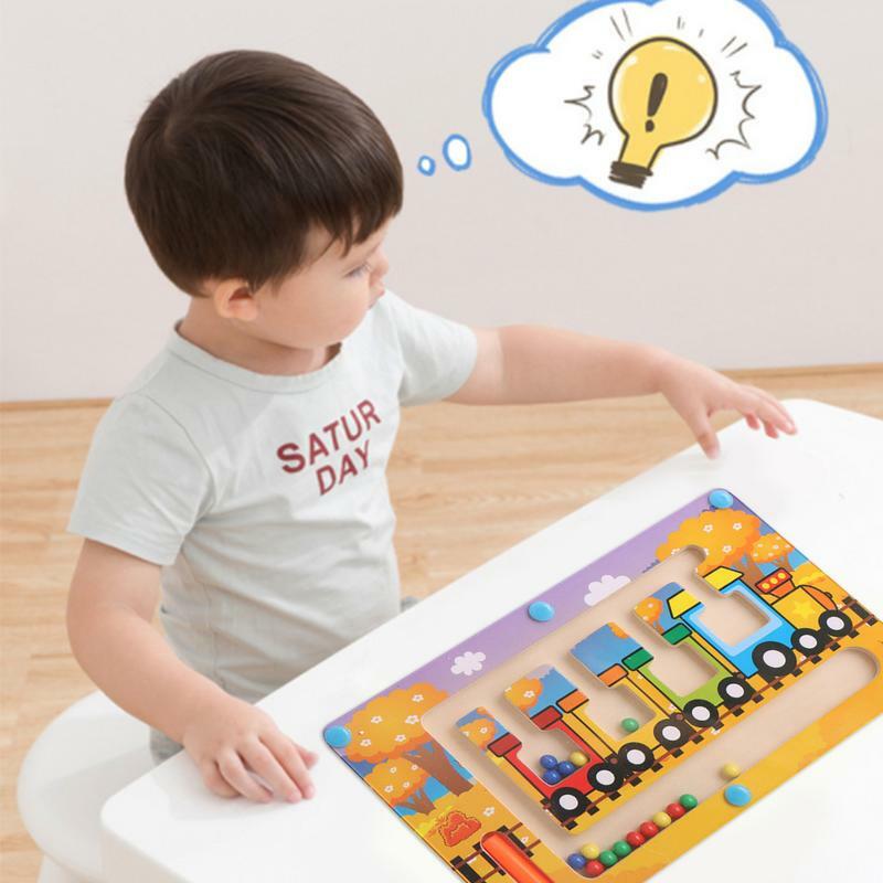 Magnet labirin ringan kartun magnetik teka-teki labirin mainan papan permainan kayu mainan pendidikan magnetik labirin portabel untuk mengembangkan