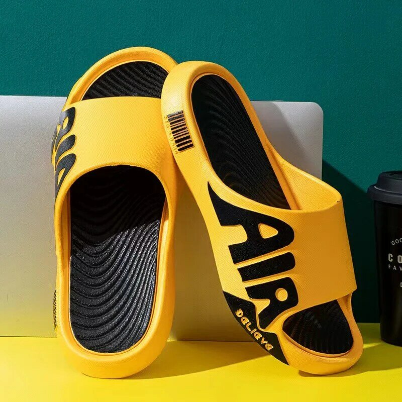 Cool slippers for men in summer, indoor bathroom, shower, breathable, at home, home, outdoor, large-sized slippers