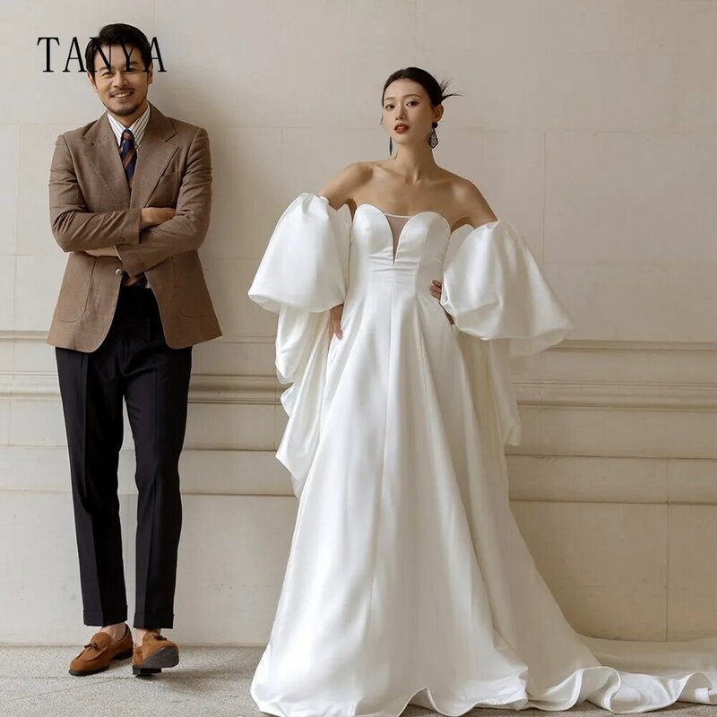 Elegant Sweetheart Satin Wedding Dress With Detachable Sleeve Cape Lace Up Back A Line Sweep Train Simple Bridal Gown TSWD205