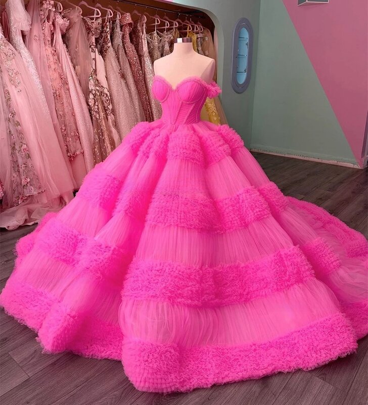 Gaun pesta model putri Quinceanera warna merah muda laris gaun pesta bahu terbuka Tulle ruffle manis 16 Gaun 15 augos Meksiko