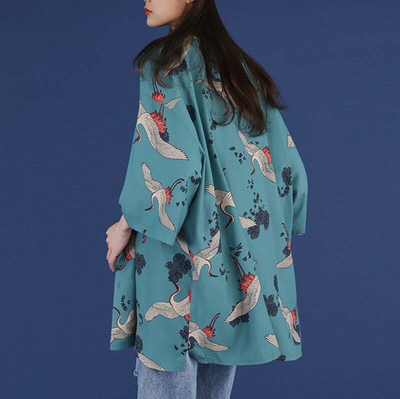 2021 neue Sommer und Frühling Frauen einreihige übergroße Revers Harajuku Top Kran Print Streetwear Kurzarm Top Frauen