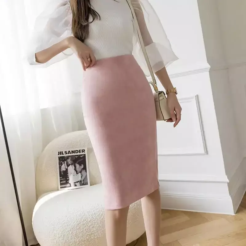 Saia de camurça monocromática feminina, cintura alta fina, saia de quadril dividida, colarinho branco, saia curta trabalhador, versão coreana