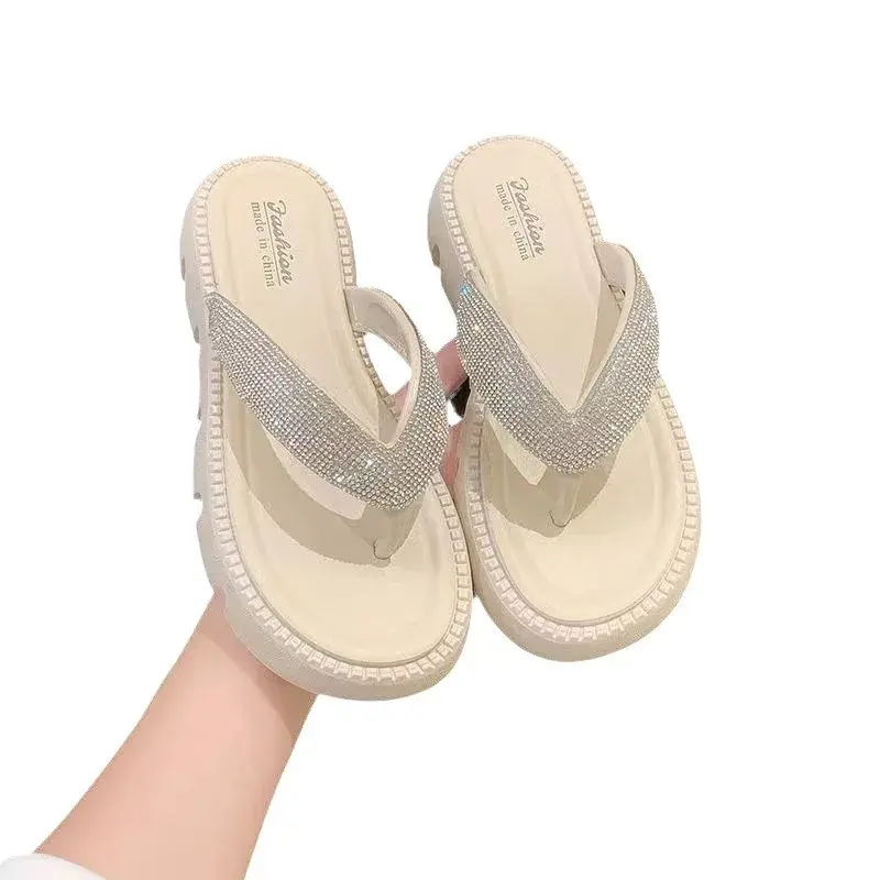 Kobieta 2024 Trend Rhinestone Flip-flop kapcie grube podeszwy odzież wierzchnia modne buty na plażę kryty antypoślizgowe sandały buty