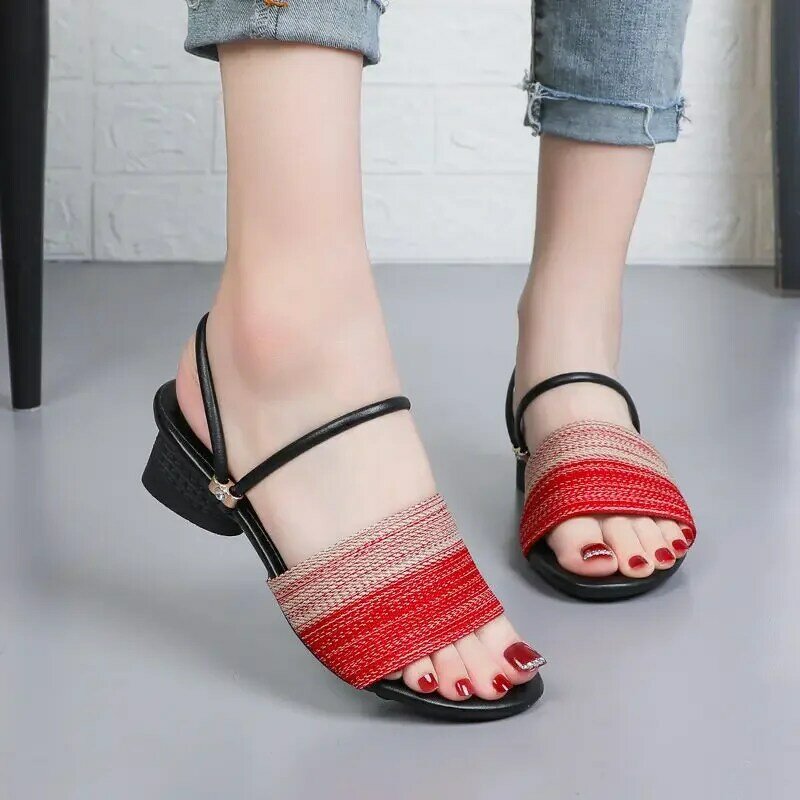 Klapki damskie sandały halowe czerwoną gumą zjeżdżalnie z wystającym palcem buty na niskim obcasie pracy dla kobiet poza normalnym antypoślizgowym W H sandał Eva F Y