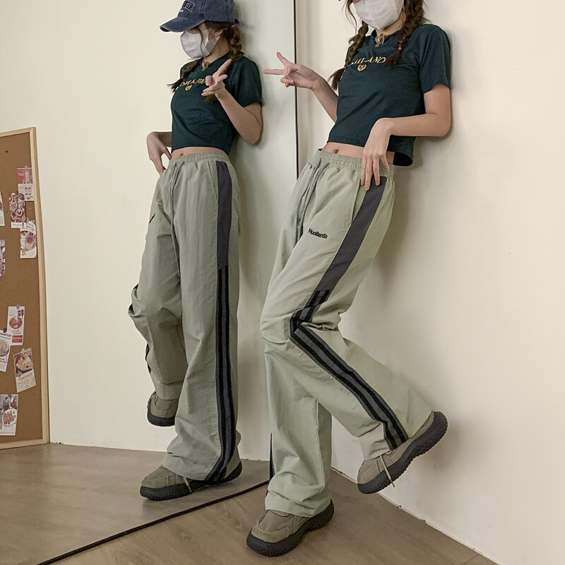 Celana setrip wanita, Bawahan pakaian jalanan Harajuku longgar lurus Y2k Emo 2000s celana parasut Vintage