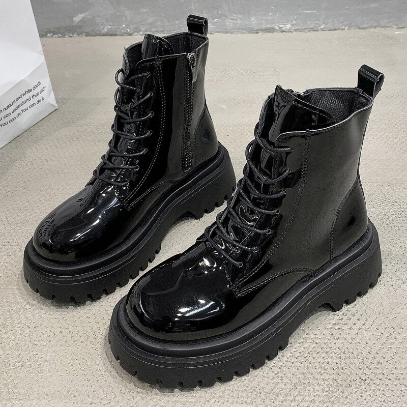 Zapatos de plataforma de talla grande para mujer, botines de terciopelo con cremallera lateral, botas de moto negras, invierno, 2024