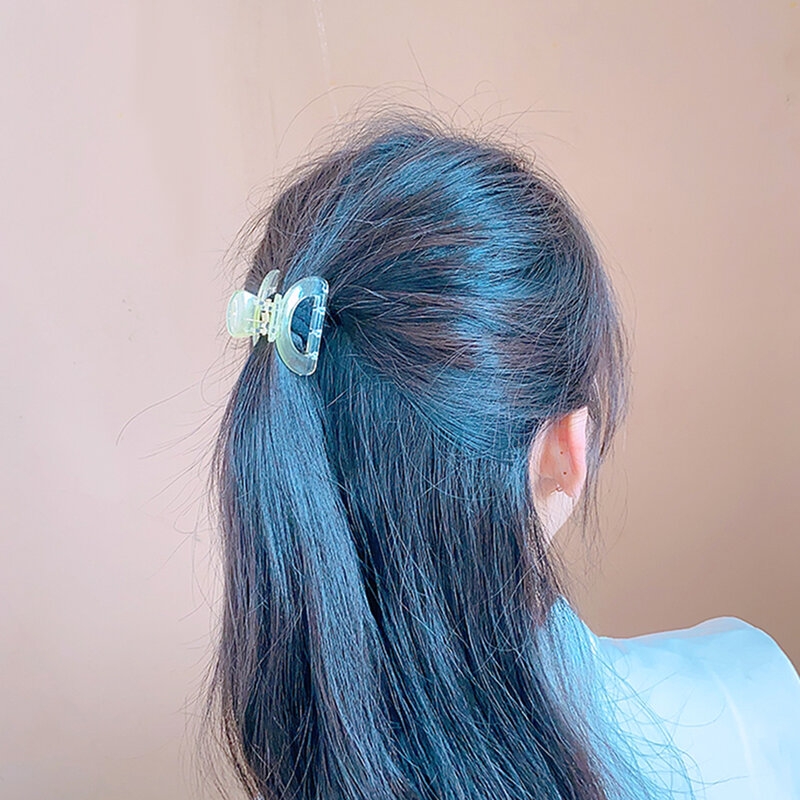 2023 modne gradientowe małe czarne krabowe spinki do włosów dla kobiet dziewcząt Mini półkola rekin spinki do klamra do włosów akcesoria do włosów