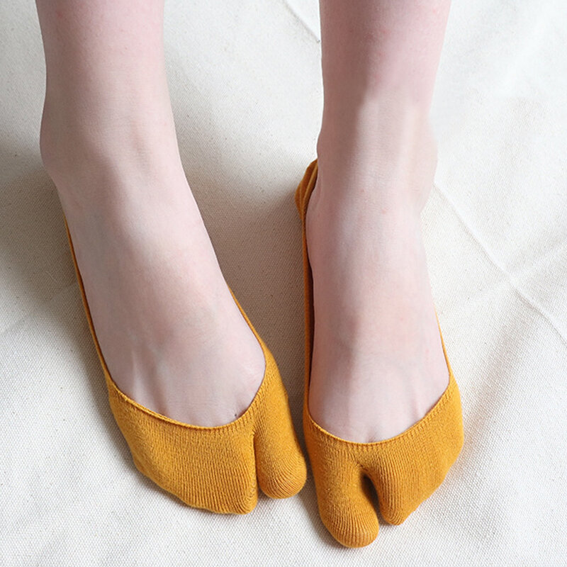 Summer Combed Cotton Tabi Socks Solid Comfortable Breathable Two Toe Socks Women Non-slip Invisible Low Cut Kawaii Boat Sock New