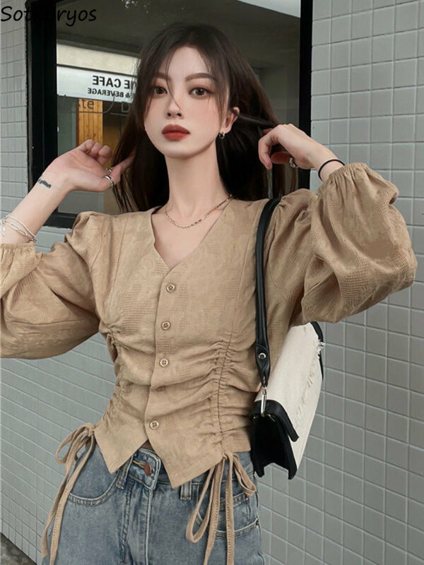 قمصان النساء الخامس الرقبة أنيقة shirshirring الخريف ملابس جمالية بسيطة العطاء أساسيات النمط الكوري الترفيه تصميم عصري