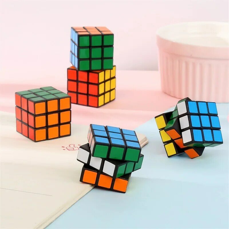 Mini cube magique de vitesse pour enfants, petit jouet de puzzle, maternelle, cadeau pour enfants, 3x3x3, 12 pièces par lot, 3cm