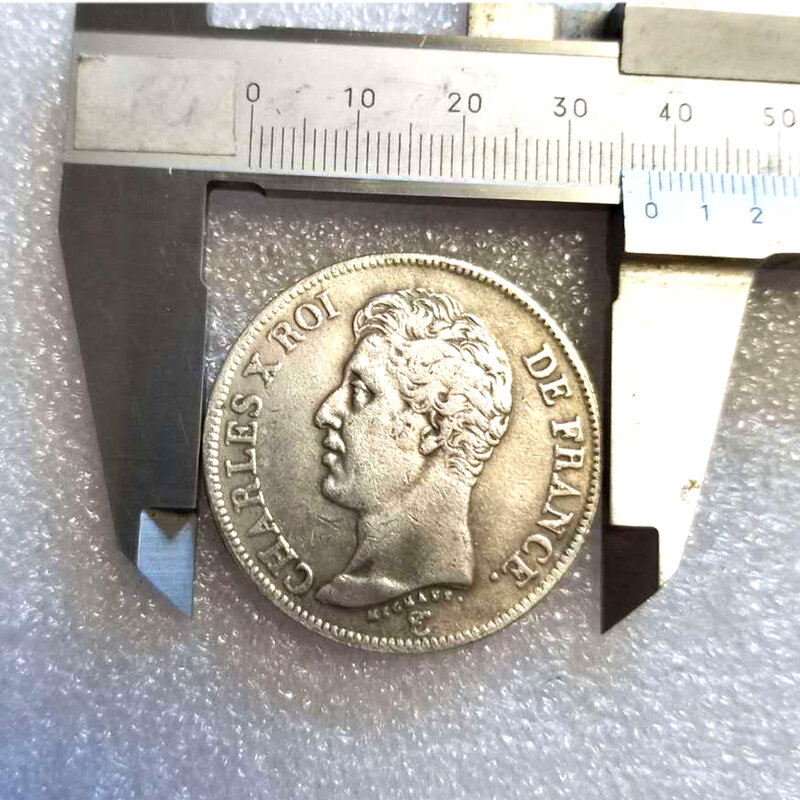 เหรียญคู่สุดหรูแห่งสาธารณรัฐฝรั่งเศส1826เหรียญครึ่งดอลลาร์/เหรียญตัดสินใจไนท์คลับ/พ็อกเก็ตที่ระลึกนำโชค + ถุงซานตา