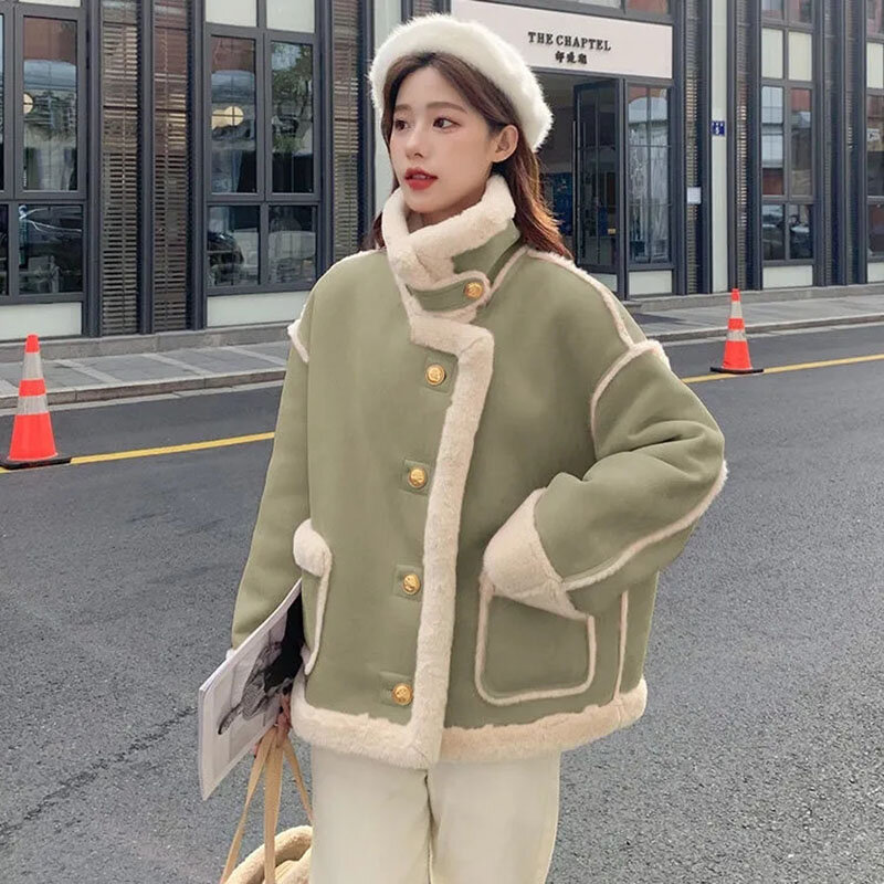 Популярное пальто из овечьей шерсти для женщин, зима 2024, Корейская новая маленькая утепленная Короткая Меховая куртка, зимняя женская куртка