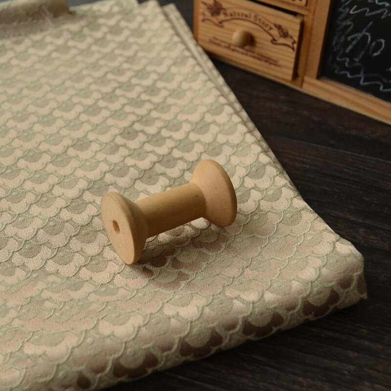 Маленькая Цветущая Слива 3D жаккардовая ткань рельефная текстура вышивка китайский стиль Чонсам занавеска одежда сделай сам материал для шитья