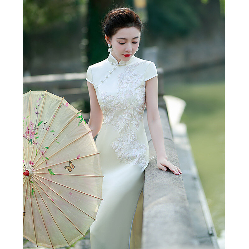 Cheongsam bordado con cuello mandarín, vestido largo chino elegante para fiesta de noche, Sexy, hendidura, talla grande 5xl