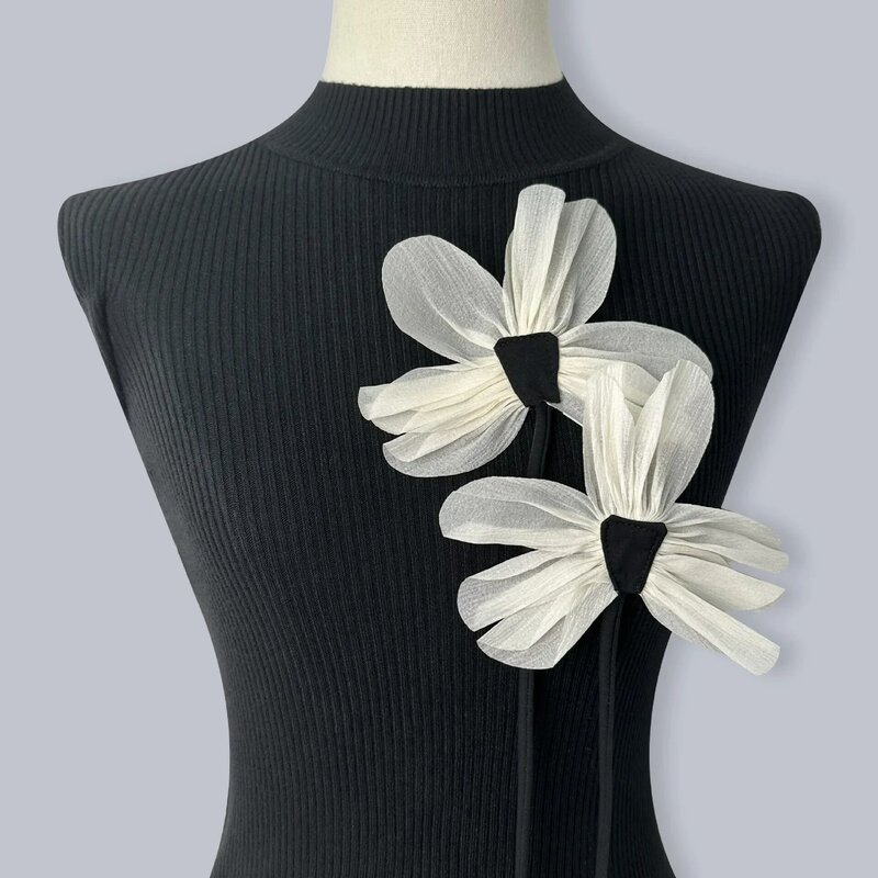 Nowa tkanina tkaniny broszka z kwiatem szpilki koronki bukiecik kwiatów przypinki na klapę ręcznie robiona biżuteria akcesoria imprezowe ślubne