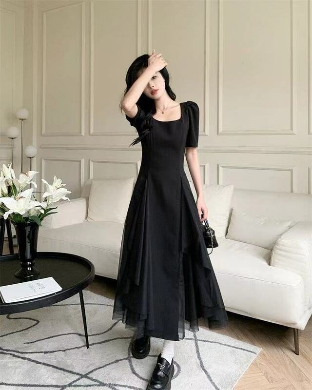 Rok panjang ukuran besar baru untuk wanita, rok panjang gaya Hepburn jaring tidak beraturan dengan efek pelangsing Retro kerah persegi warna hitam kecil