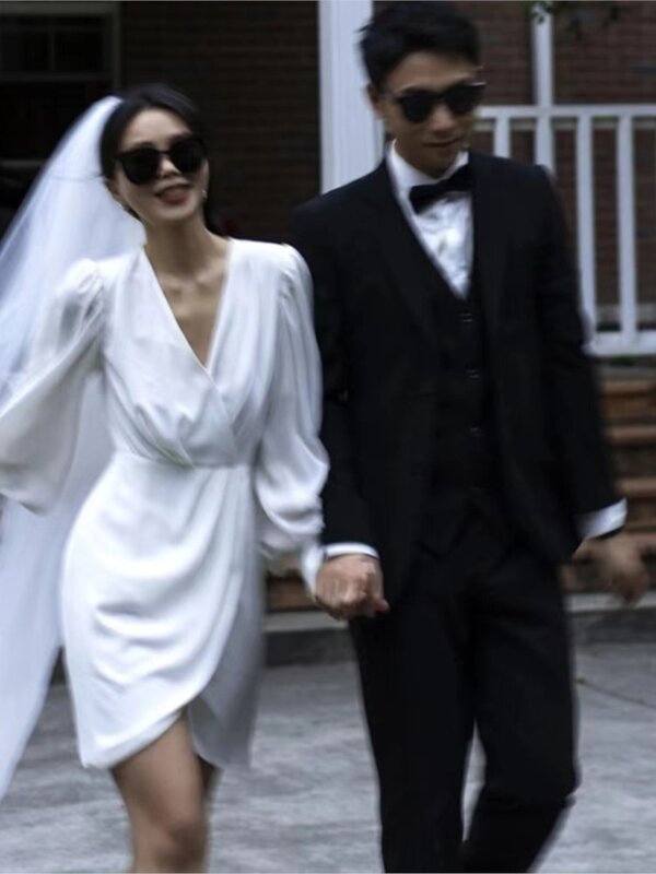 Styl Hepburn lekka suknia ślubna rejestracja panny młodej krótki Temperament wejście Lux biały prosty satynowy welon
