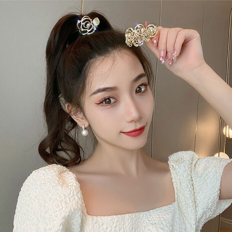 Perłowe modne wpinki z różowym kwiatowe spinki do włosów akcesoria do włosów włosy w koński ogon pazury koreańskie szpilki do włosów damskie
