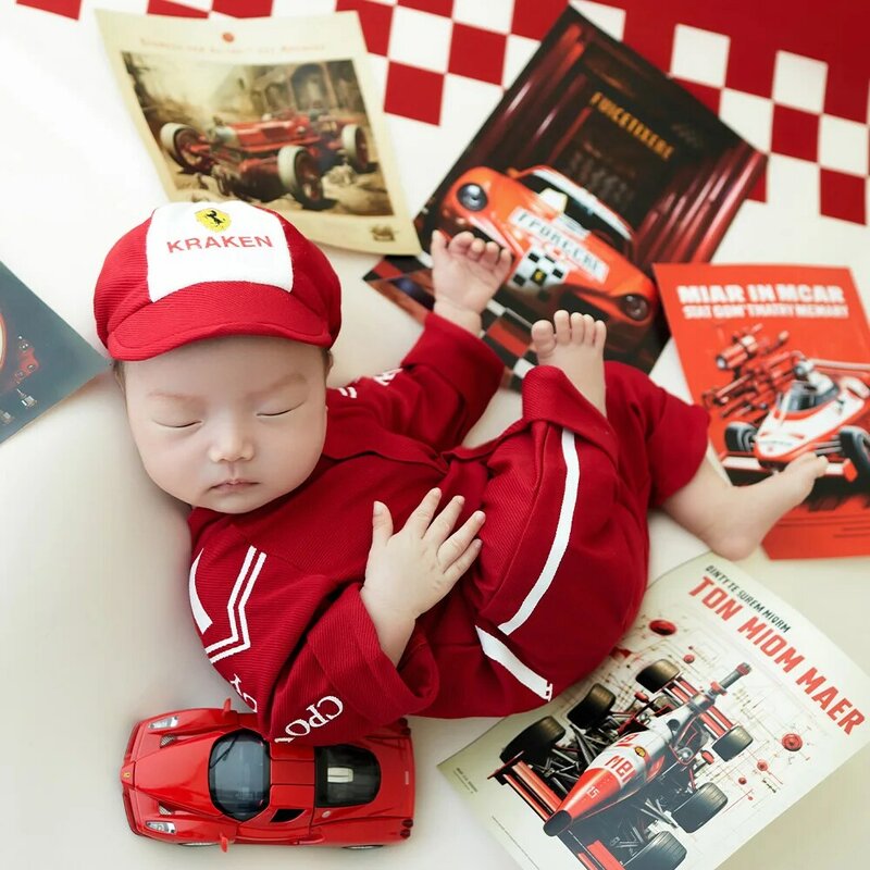 Completo fotografico neonato Set a tema Racing tuta da corsa in cotone morbido Costume da bambino casco sportivo per auto puntelli per servizio fotografico Picture Prop
