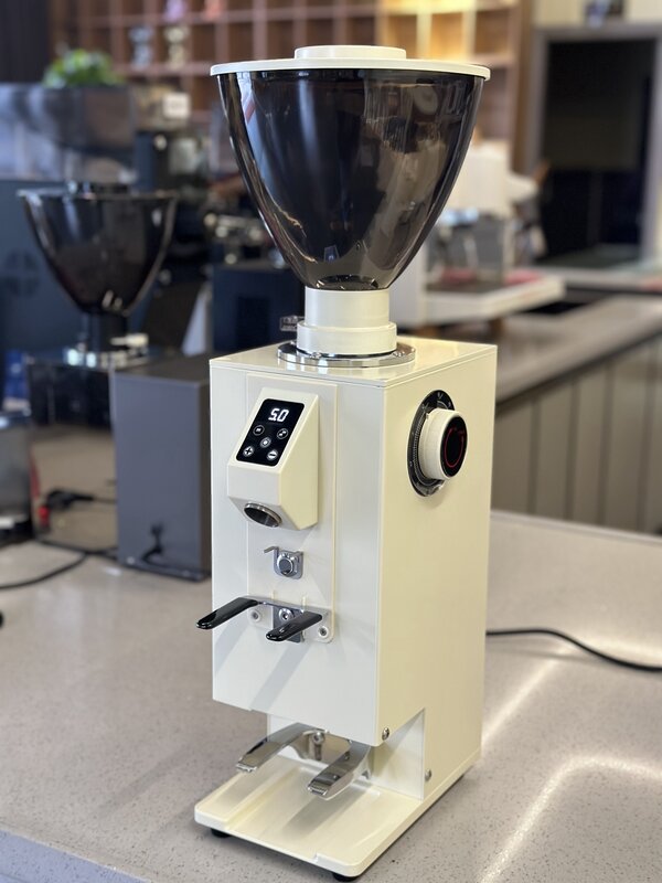 Elektryczny młynek do kawy CG-64T ITOP z ubijaniem elektrycznym Szlifierka do płaskich zadziorów 64mm ilościowa szlifierka do Espresso