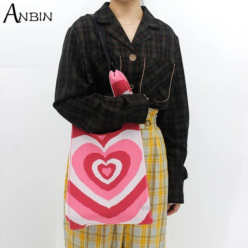 Knitting Fabric Women's Bag Trend Knitted Heart Pattern Design Hit Color Handbag Females Korean Lady Casual Shopping Tote Bag
