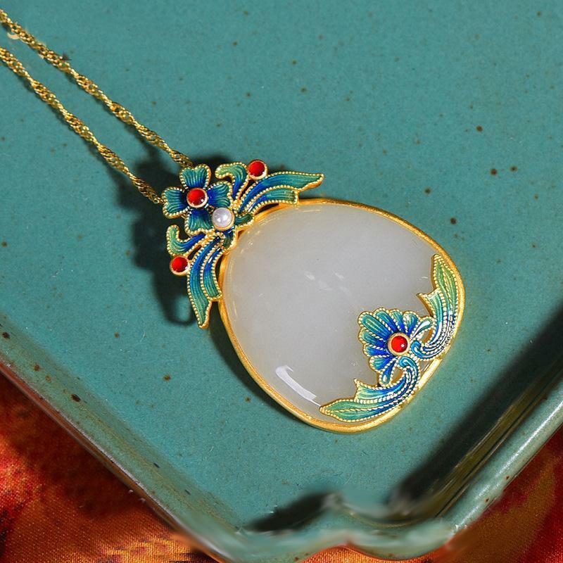 Silver Inlaid Natural White Antique Chinese Style Palace With Cheongsam Hotan Jade Necklace Jade Pendant Jewelry