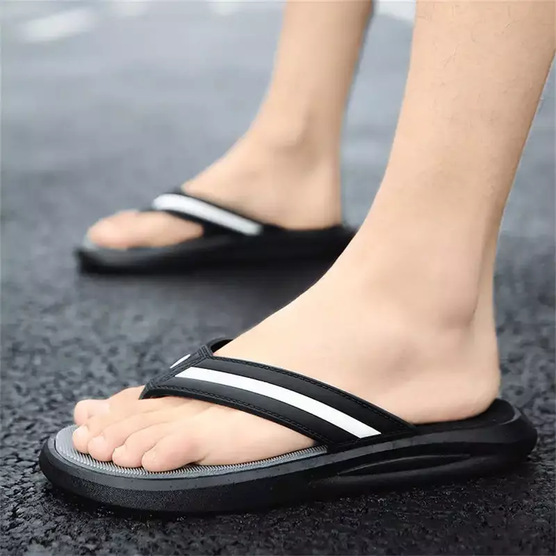 Flat Sole Round Nose Walking Sandals Slippers Be House Man Shoes Boot For Parents Sneakers Sports Top Sale Sabot Street