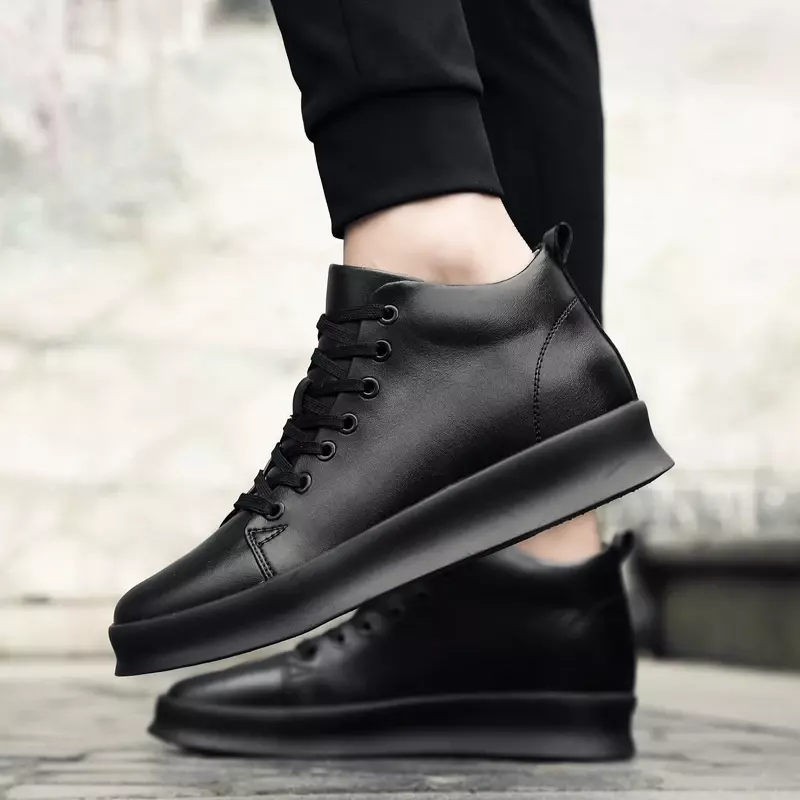 High Quality All Black Men's Leather Casual Shoes Increase Simple Pure Black Sneakers Fashion Breathable Sneakers Fashion Flats