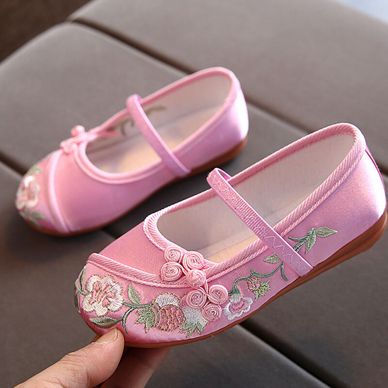 Children's Embroidered Cloth Shoes Chinese Style Girls Shoes Festival Vintage Chinese Shoes New Kids Shoes For Girl CSH1440