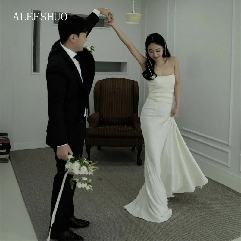 Elegancka satynowa syrenka suknie ślubne dla kobiet Korea bez rękawów suknia ślubna bez pleców sznurowana szata z małżeństwem 2024 seksowna sukienka