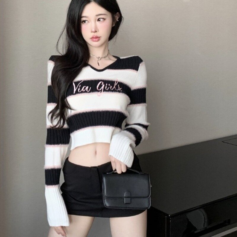 Winter Pullovers Women Short Panelled Striped V-neck Hot Slim Sexy Autumn Tops All-match Harajuku Y2k Basic Female Fashion Mujer