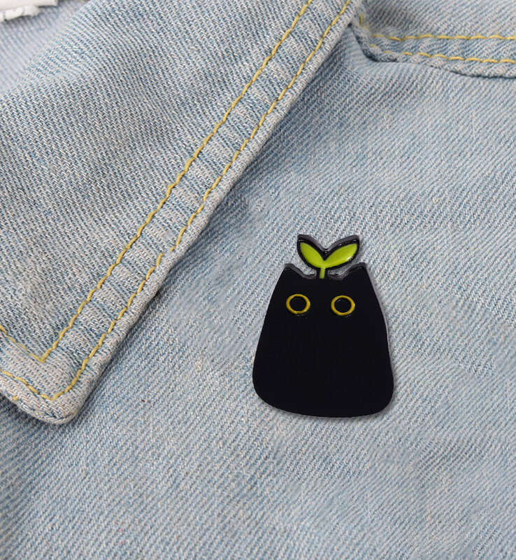 Broche de esmalte de Metal con forma de gato negro, Pin de insignia de Animal creativo, joyería de moda, regalo para niños, estilo punk pequeño