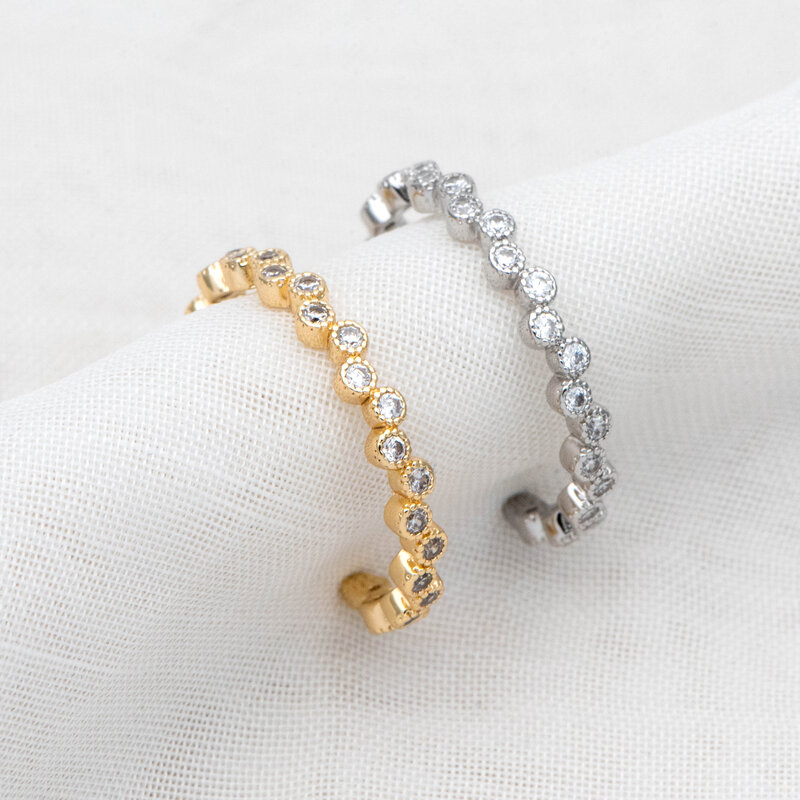 Anillo de dedo pavimentado de 4 piezas CZ, Latón chapado en oro/rodio, regalo para ella, anillo apilable, anillo minimalista (# GB-2793)