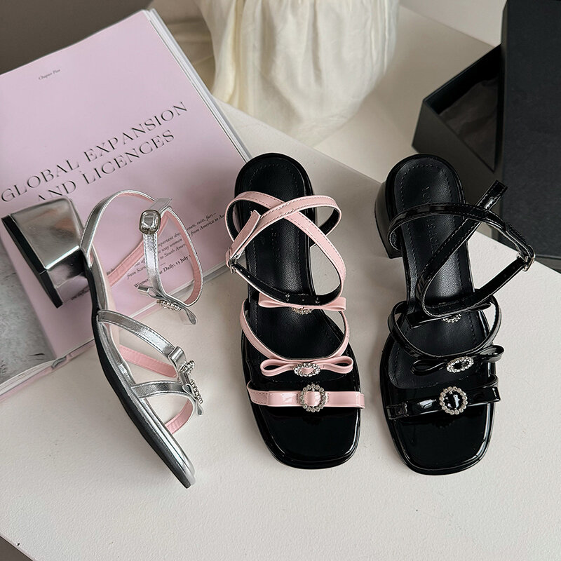 Zapatos De Mujer sandal mode wanita hak sedang persegi sepatu Platform wanita simpul kupu-kupu manis tali gesper musim panas