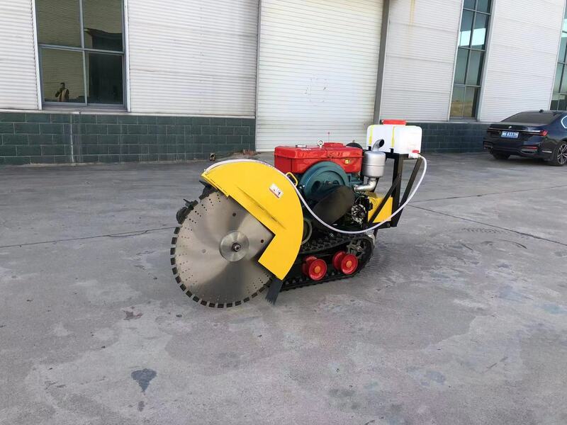 Hot Selling 50cm Depth Concrete Road Asphalt Track Type New Remote-Controlled Cutting Machine