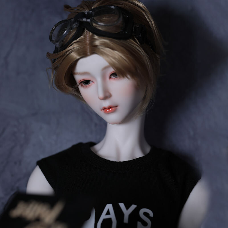 Full set of spot BJD authentic doll 1/3 male bamboo Yu Shu body SD Japanese and Korean star hand do play advanced resin makeup